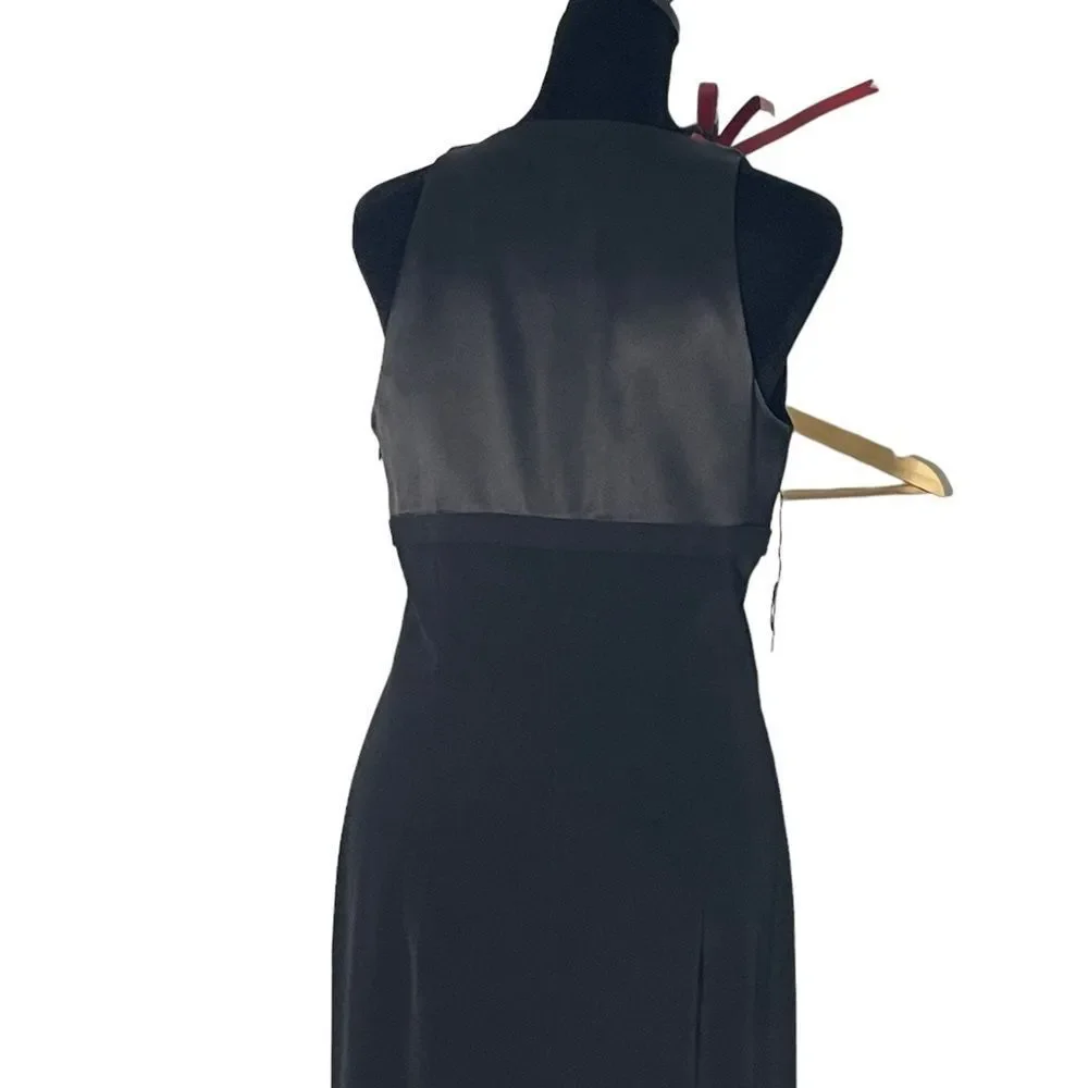 Tahari Vintage Black Low V-Neck Gown Size 6 - Picture 5 of 15